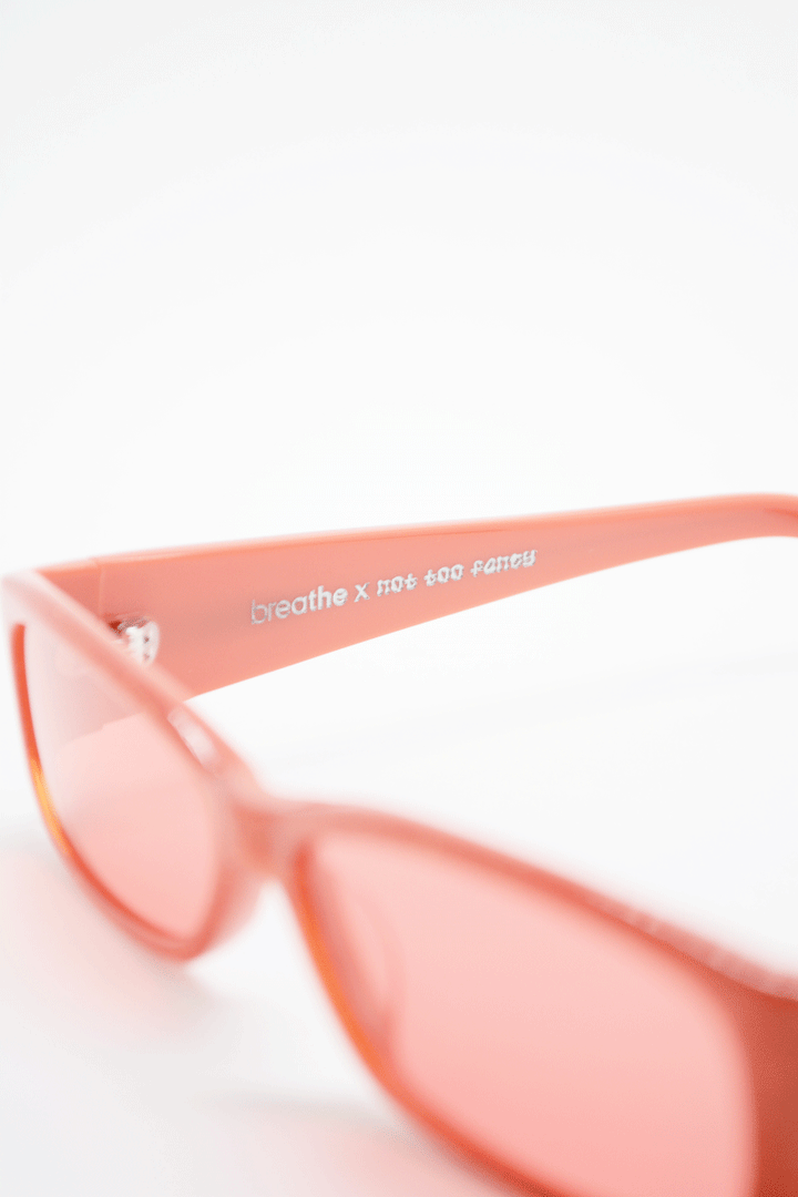 gafas de sol fifty8 breathe x not too fancy rojo glitter