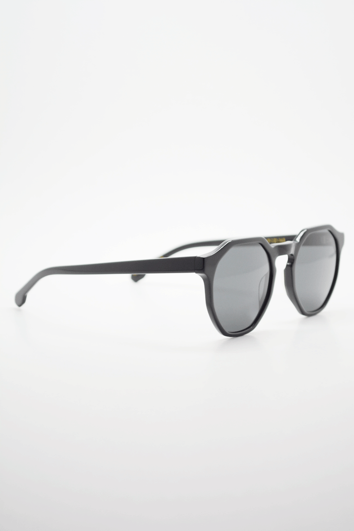 gafas de sol three negro