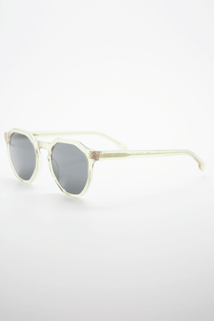 gafas de sol three verde