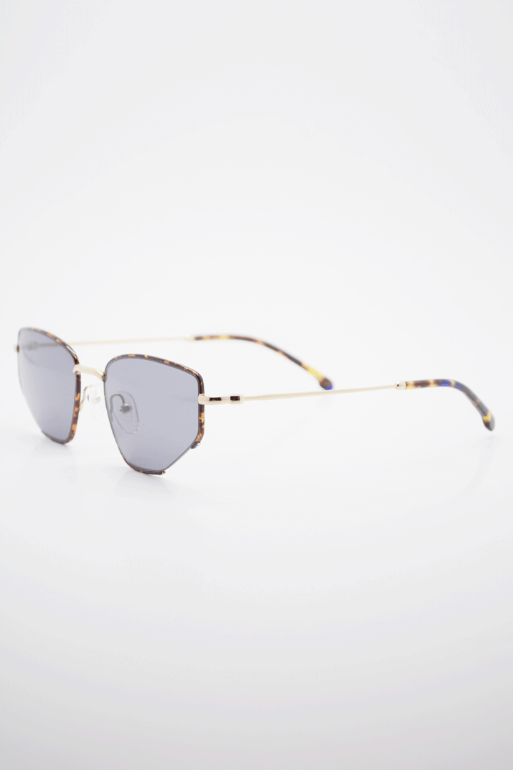 gafas de sol fourty6 carey dorado