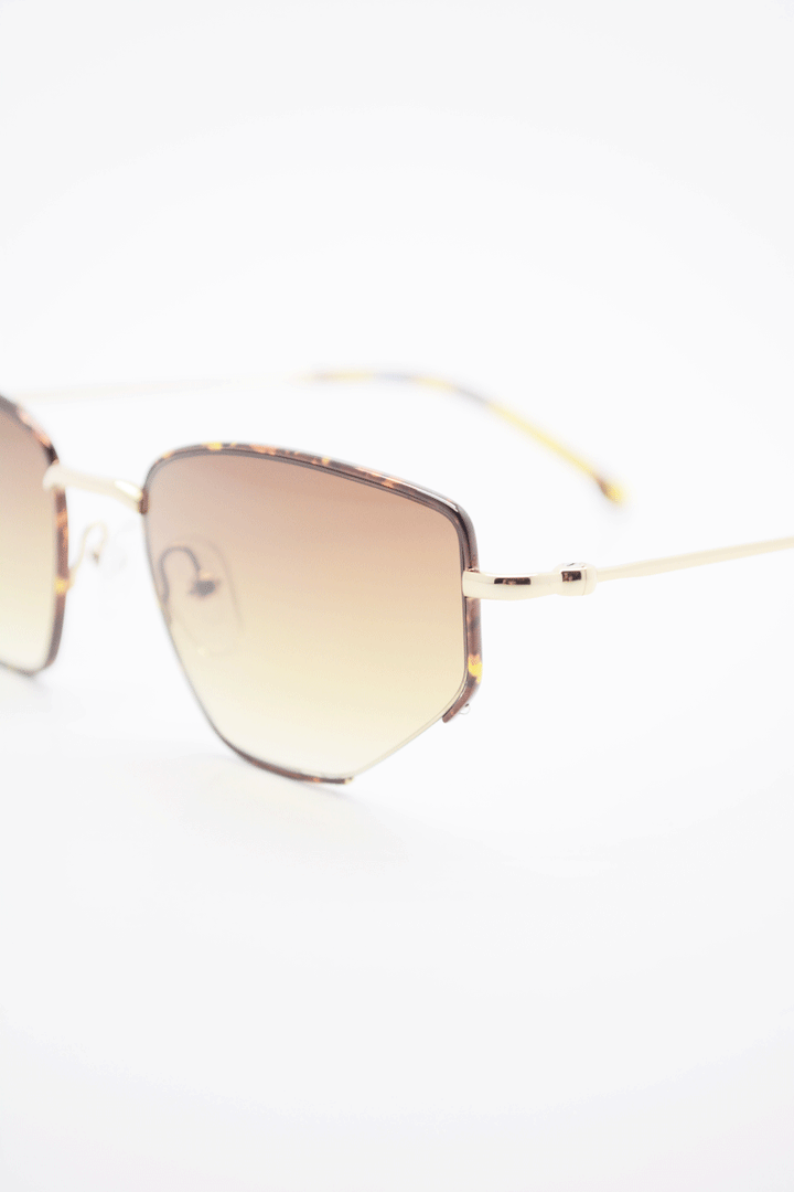 gafas de sol fourty6 carey dorado