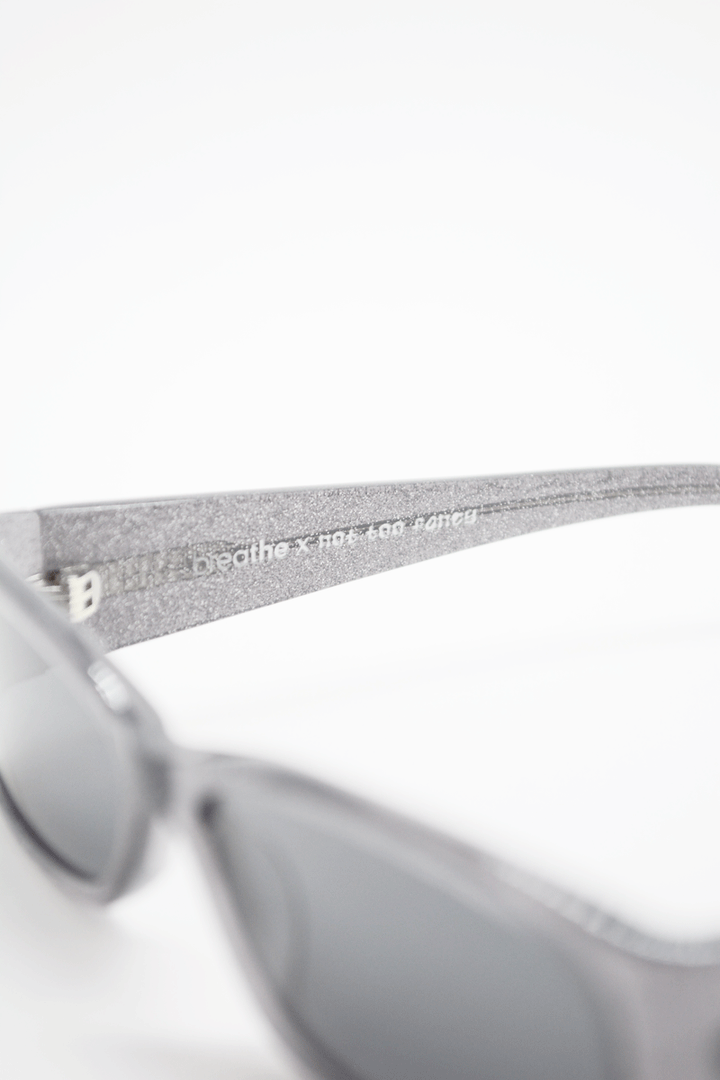 gafas de sol fifty8 breathe x not too fancy negro glitter