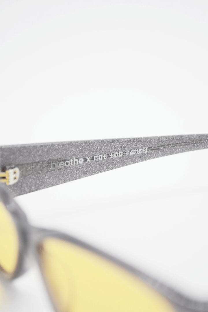 gafas de sol fifty8 breathe x not too fancy negro glitter