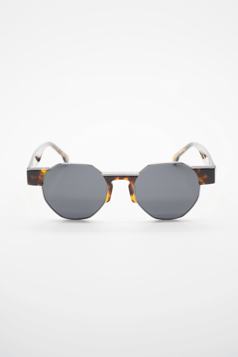 Color_Carey Oscuro Gris-Negro (CryOG-Blk)